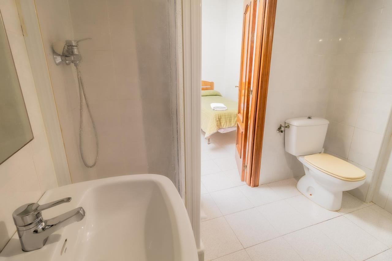 Villalonquéjar Hostal - Restaurante La Buena Villa By Vivere Stays מראה חיצוני תמונה