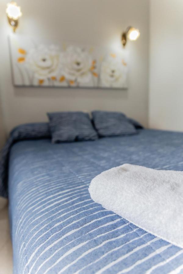 Villalonquéjar Hostal - Restaurante La Buena Villa By Vivere Stays מראה חיצוני תמונה