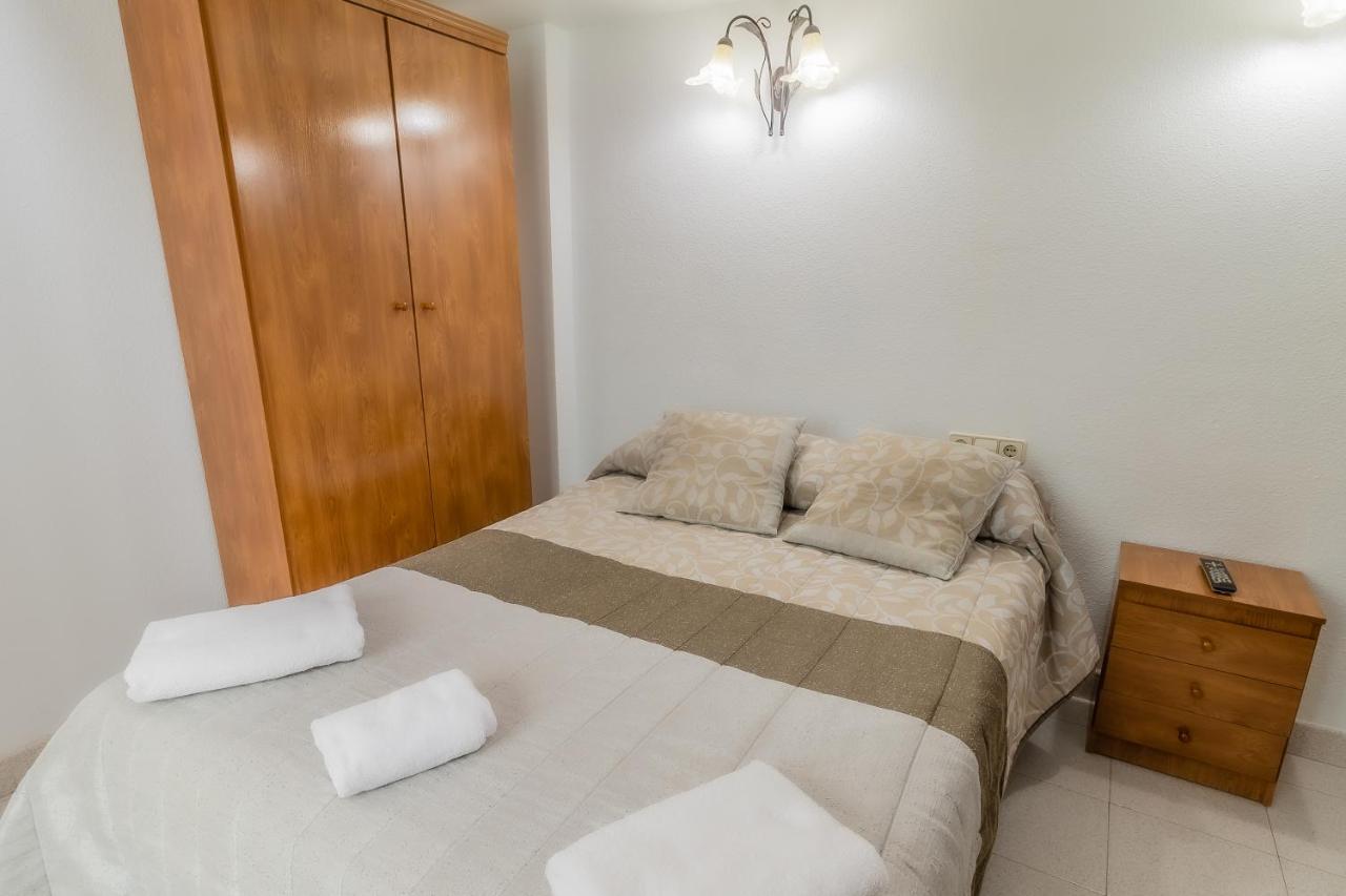 Villalonquéjar Hostal - Restaurante La Buena Villa By Vivere Stays מראה חיצוני תמונה
